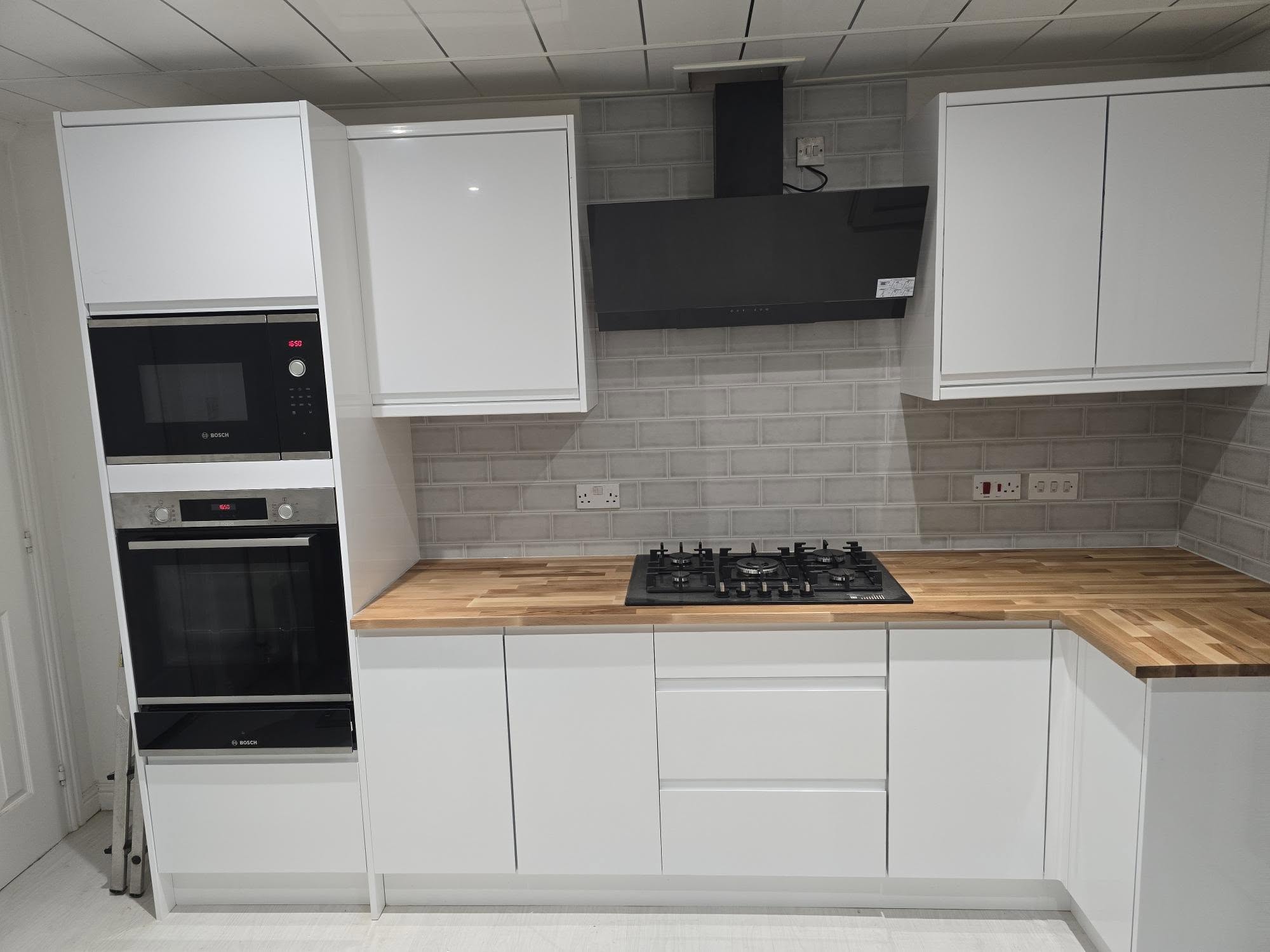 Kitchen Fitting by The Timber Tailor